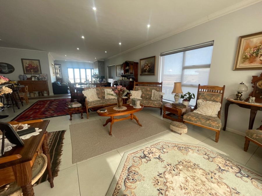 3 Bedroom Property for Sale in Monte Christo Western Cape